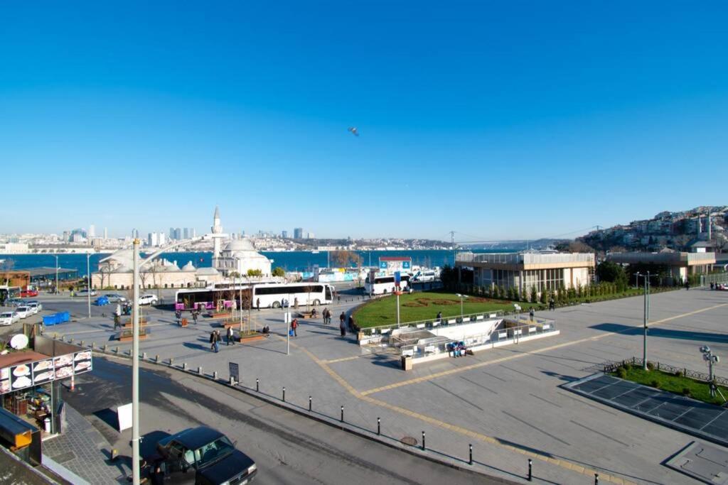 Charming Bosphorus View Апартаменти *